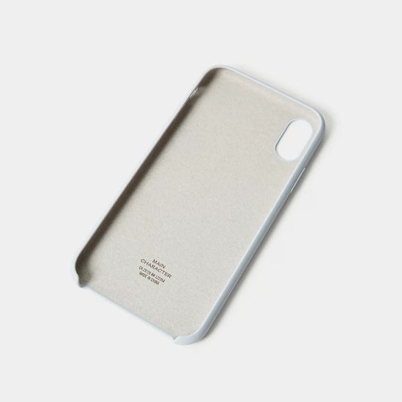 🖤 Aritzia IPhone XR Case • Main Character - Picture 3 of 8